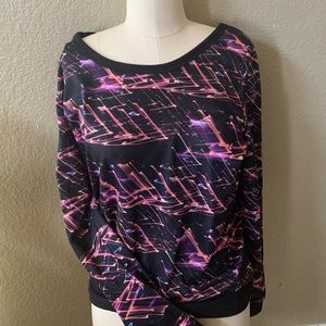 Jessica Simpson athletic pullover   2 for $10✨